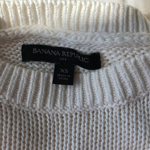 White Banana Republic Sweater - Picture 4 of 4